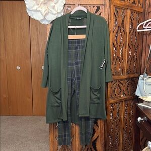 Olive Green Open-Front Knit Cardigan with Plaid Leggings Set